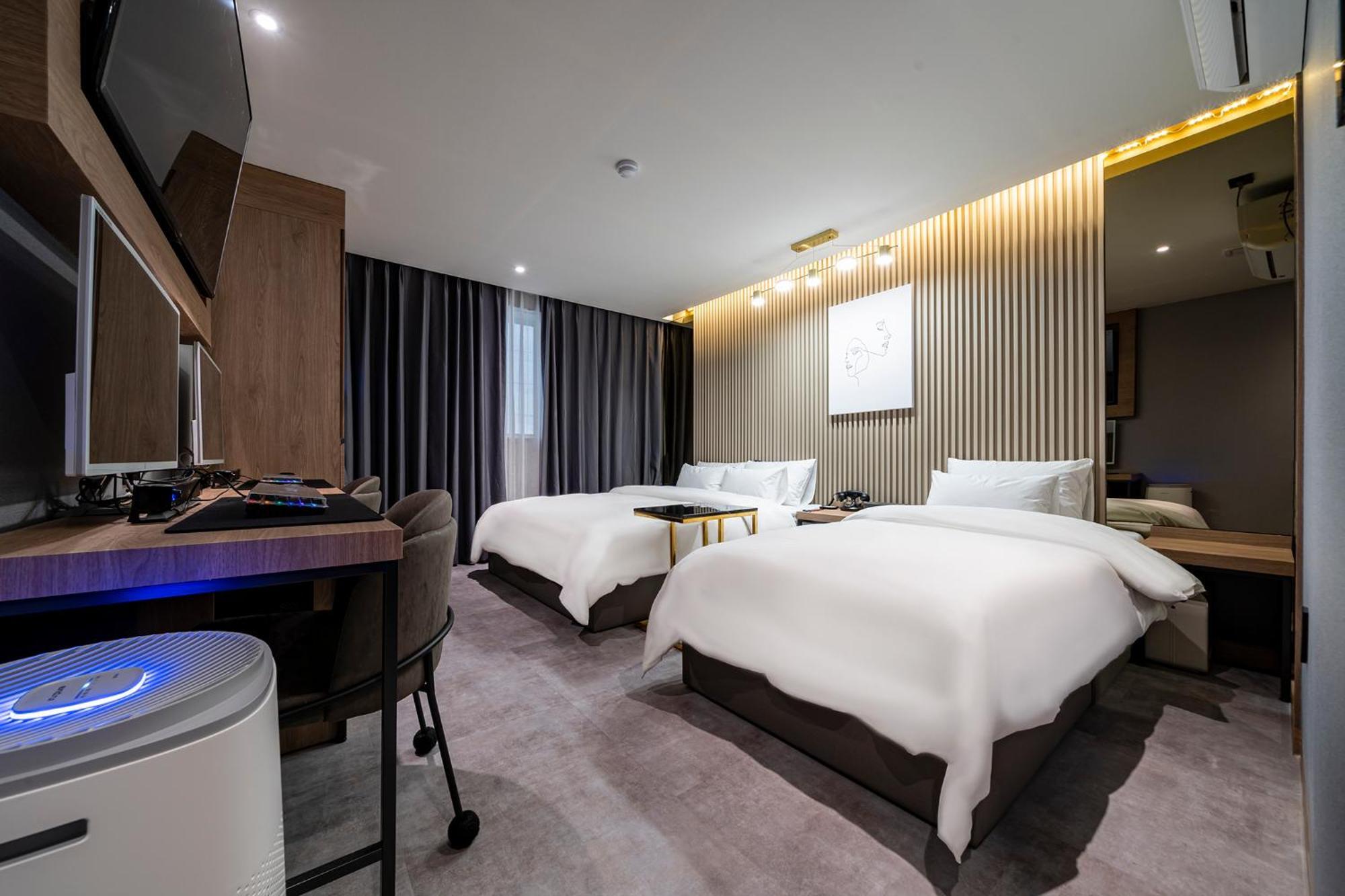 Urban Brown Hotel Chungju City Hall Exterior foto